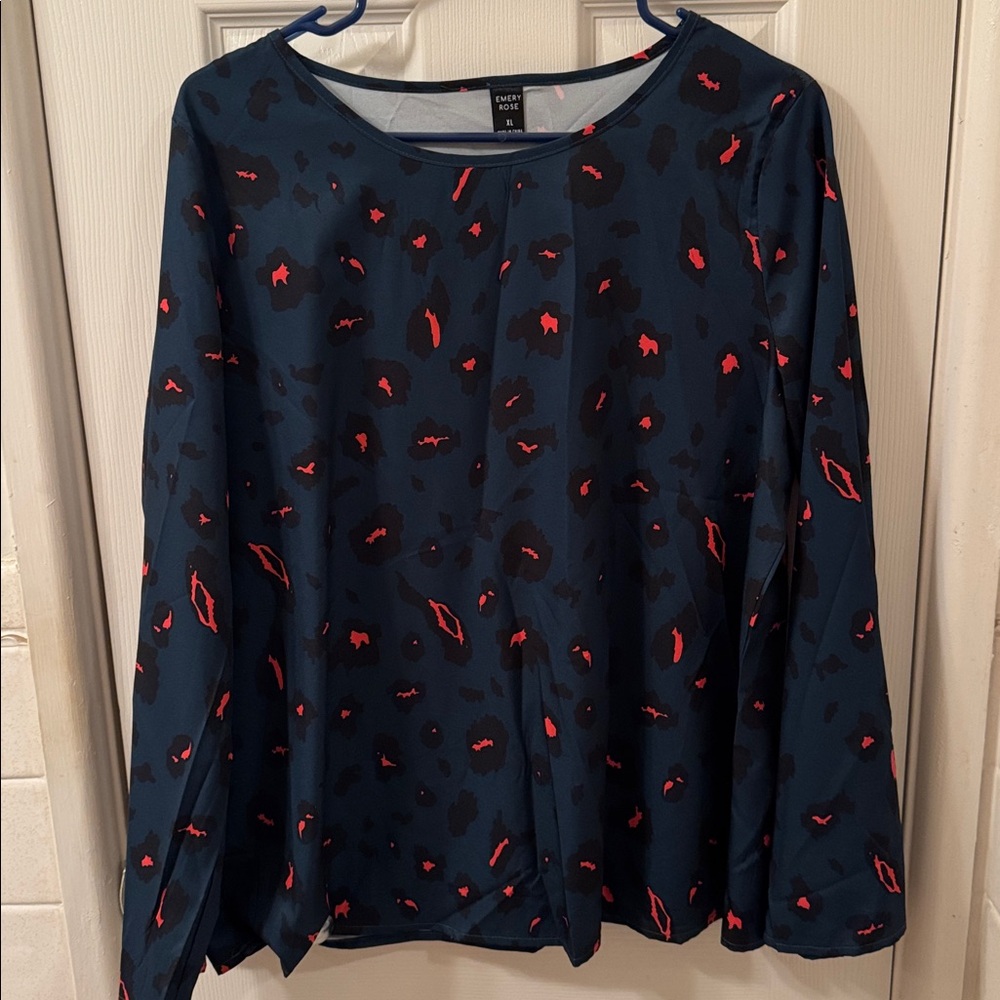 Dark green and Red Patterned Blouse